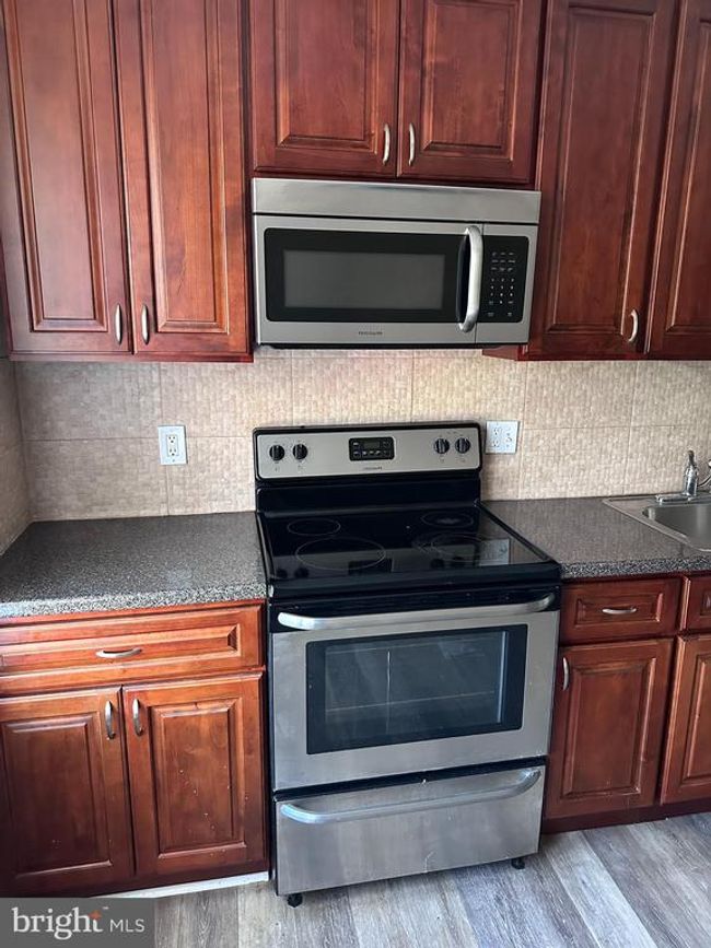 7000 Forrest Ave, Condo with 2 bedrooms, 1 bathrooms and null parking in PHILADELPHIA PA | Image 15