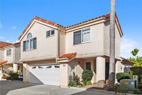 286 Carefree Ln, Costa Mesa, CA, 92627-6610 | Card Image
