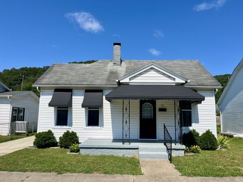 912 Poplar St, Nelsonville, OH, 45764-1443 | Card Image