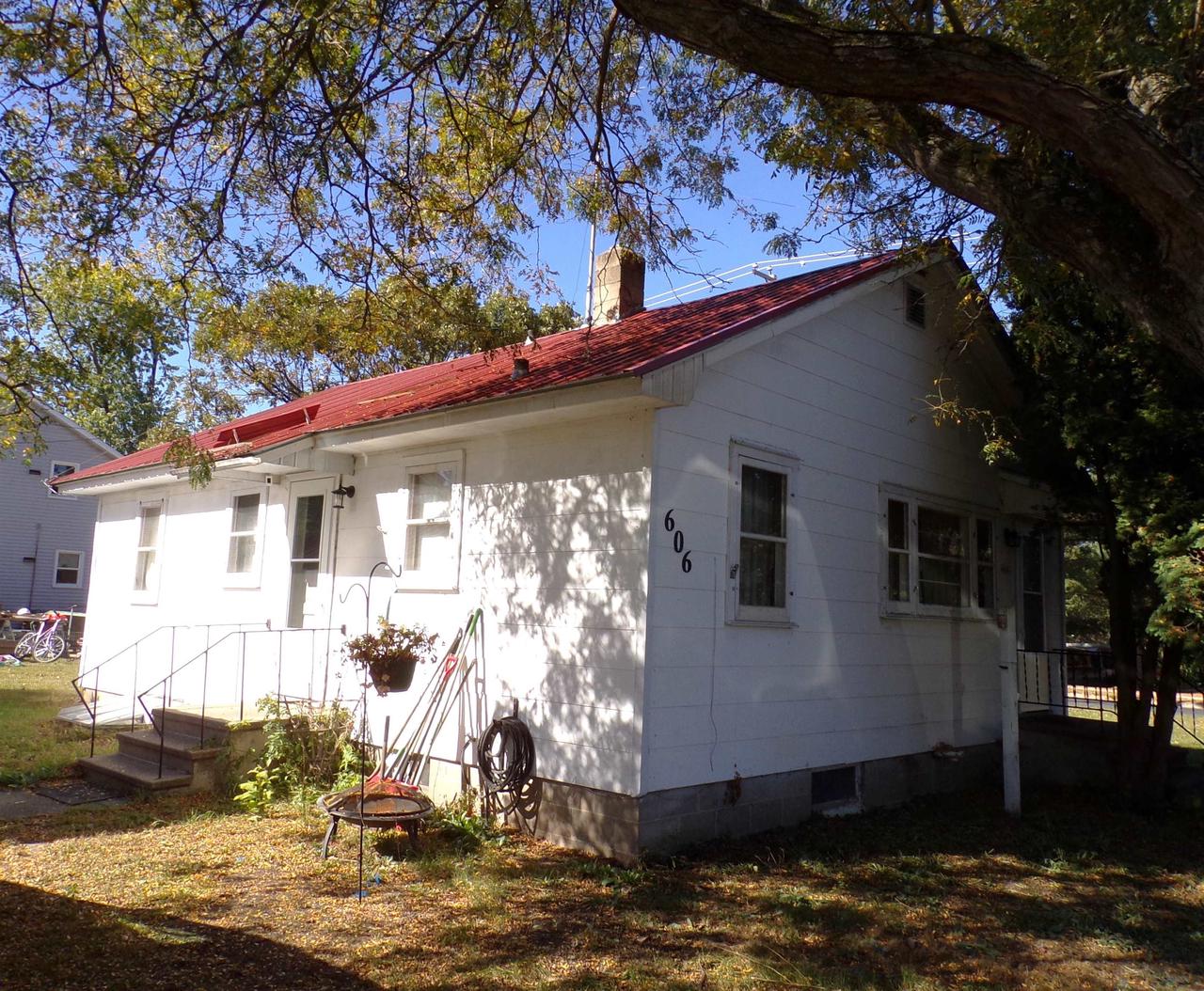 Evergreen St, Wautoma, WI 54982