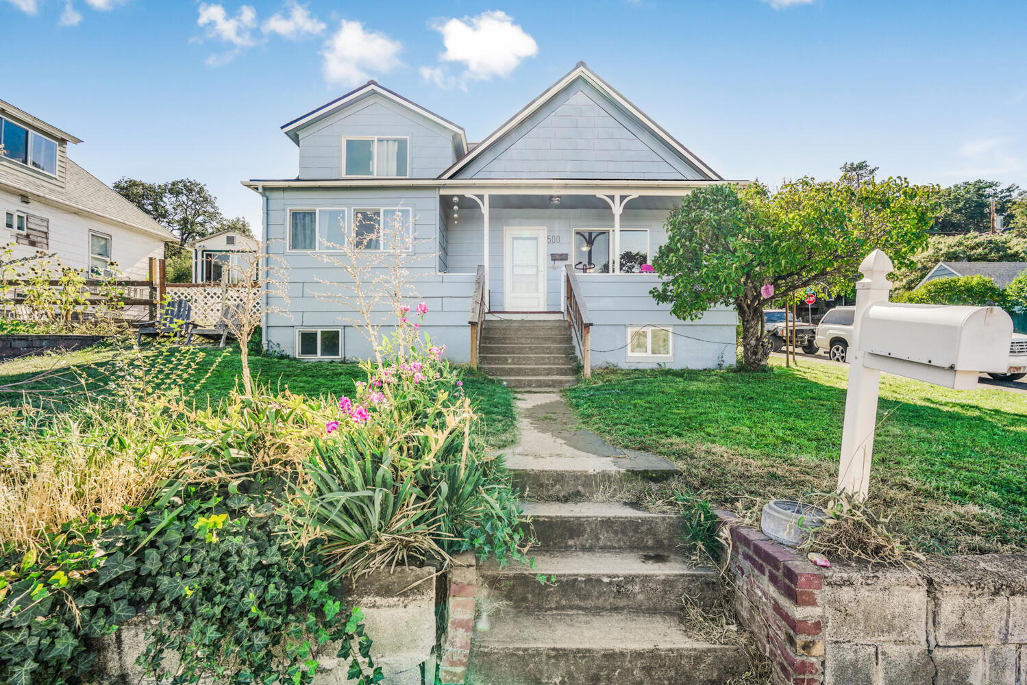 13th St, The Dalles, OR 97058