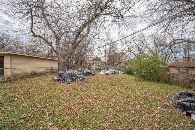 View of yard | Image 6