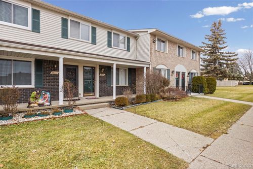43-38113 Lordstown Dr, Sterling Heights, MI, 48312-1641 | Card Image