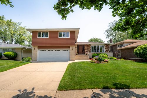 769 S Stuart Ave, Elmhurst, IL, 60126-4662 | Card Image
