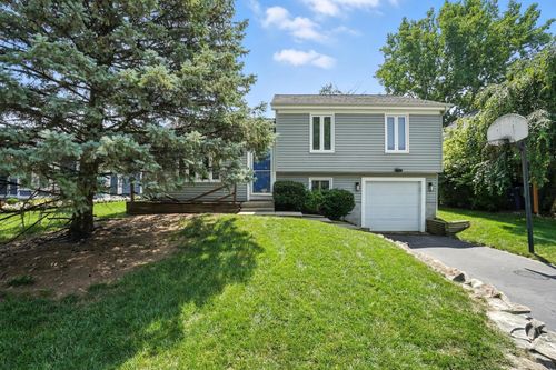 1735 Gardenstone Dr, Columbus, OH, 43235-5901 | Card Image
