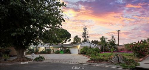 9453 Shoshone Ave, Northridge, CA, 91325-2328 | Card Image