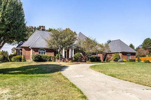 9628 Summerlakes Dr, Carmel, IN, 46032-9393 | Card Image