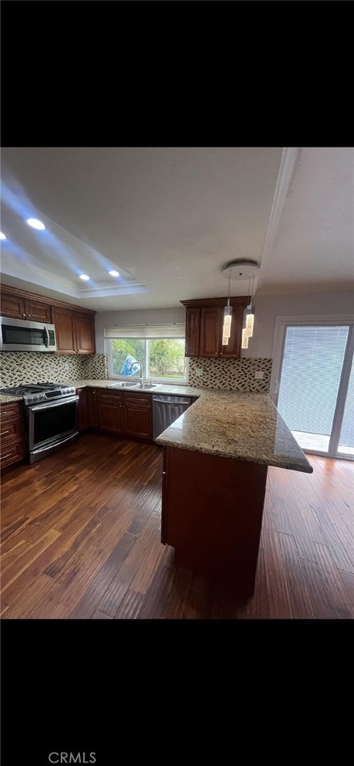 7072 Somerset Cir, La Palma, CA, 90623-1112 | Card Image