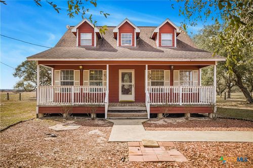 60 Ewing Rd, Goliad, TX, 77963-4409 | Card Image