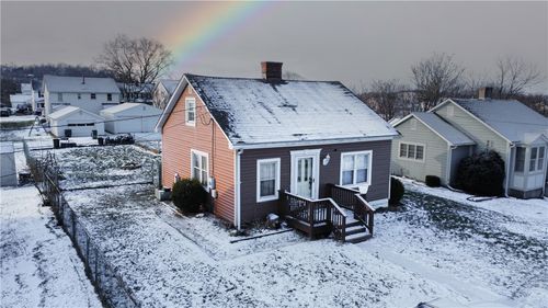 36 2nd St, Lawrence, PA, 15055-1004 | Card Image
