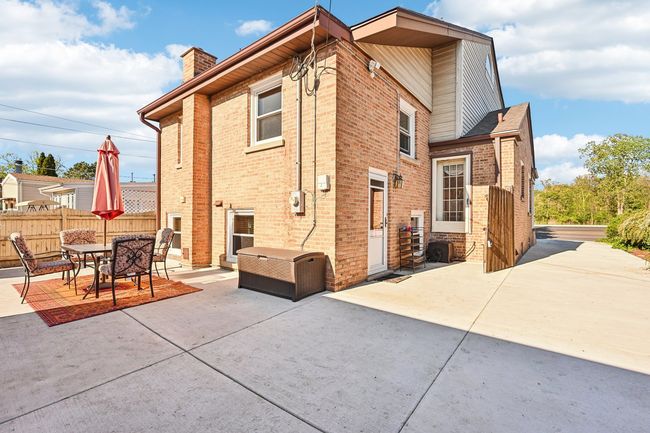 8252 N Caldwell Ave, House other with 4 bedrooms, 3 bathrooms and 2 parking in Niles IL | Image 40