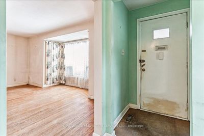 41 Redcar Ave, House other with 3 bedrooms, 1 bathrooms and 3 parking in Etobicoke ON | Image 3