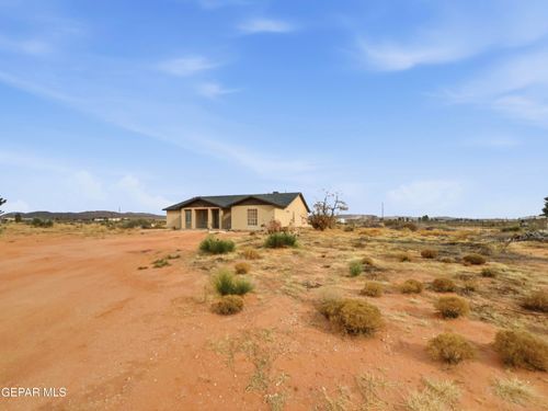 5156 Bradley Rd, El Paso, TX, 79938-8639 | Card Image