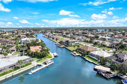1800 Woodbine Ct, MARCO ISLAND, FL, 34145-4738 | Card Image