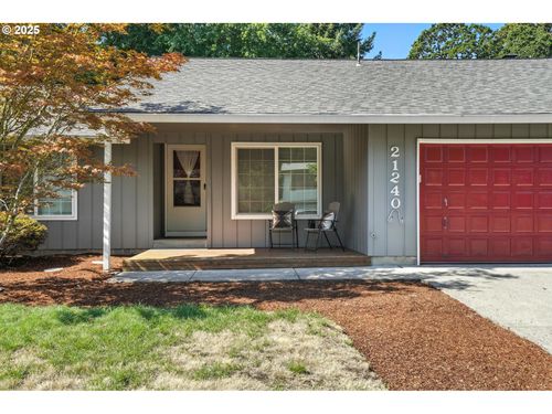 21240 Sw Lenore Ct, Aloha, OR, 97003-1652 | Card Image