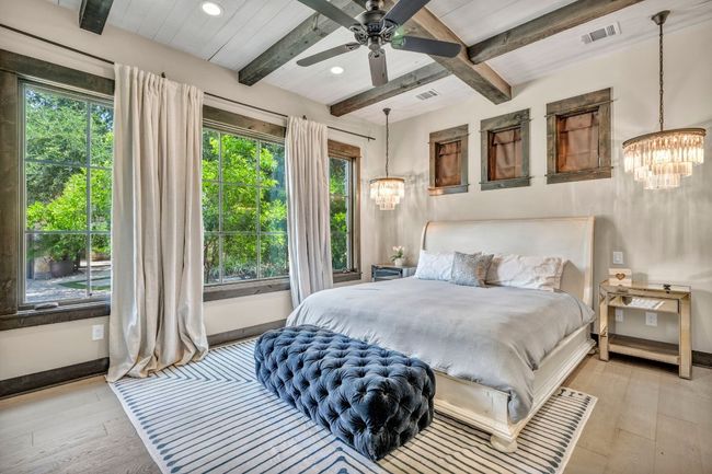 OPEN AND BRIGHT MASTER BEDROOM | Image 15