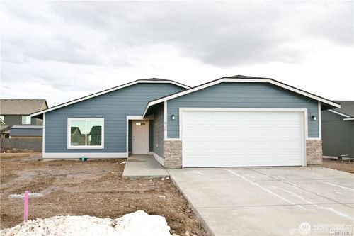702 O St Ne, Quincy, WA, 98848-4021 | Card Image