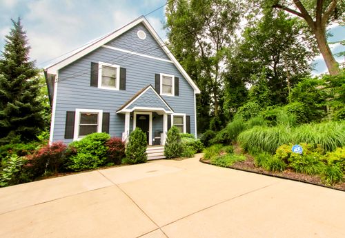 221 Washington Park Blvd, Michigan City, IN, 46360 | Card Image