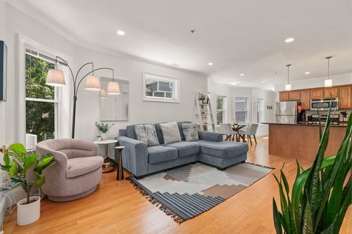 2-2-17 Robbins Street, Waltham, MA, 02453 | Card Image