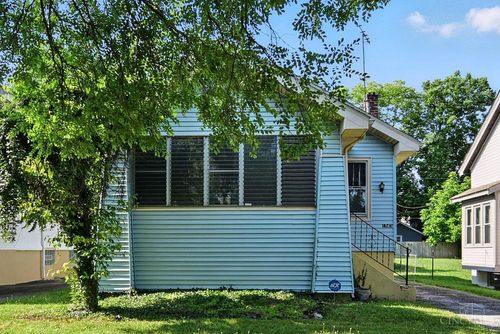 1943 Northcut Ave, Cincinnati, OH, 45237-6027 | Card Image
