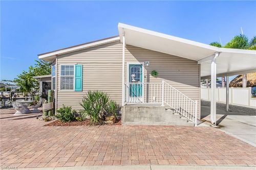 5025 Curlew Dr, St. James City, FL, 33956-2843 | Card Image