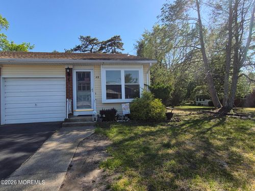 b-4 Conestoga Dr, Whiting, NJ, 08759 | Card Image