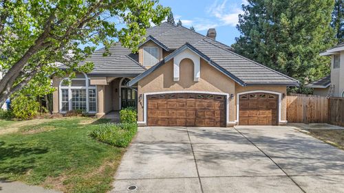 4816 Runway Dr, Fair Oaks, CA, 95628-8123 | Card Image