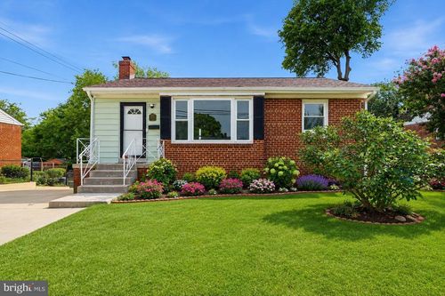 6618 Newport Rd, HYATTSVILLE, MD, 20784-1431 | Card Image