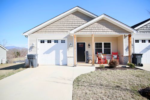 1313 Emerald View Ct, Bedford, VA, 24523-1810 | Card Image