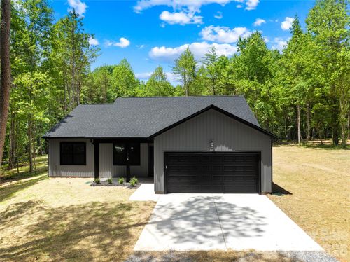 136 Coolbrook Road, Statesville, NC, 28625 | Card Image