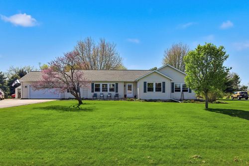 8760 385th Ave, Burlington, WI, 53105-8500 | Card Image