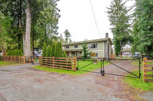 1734 196 St, Langley, BC, V2Z2G4 | Card Image