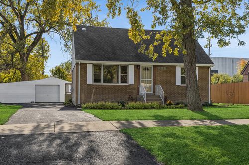 7705 Columbia Dr, Bridgeview, IL, 60455-1020 | Card Image