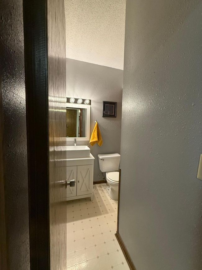 Main Floor 3/5 Bath | Image 24