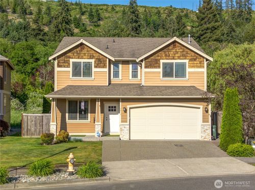 5913 164th Ave Ct E, Sumner, WA, 98390-3031 | Card Image
