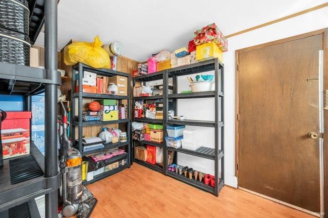 7551 Barkerville Crt, House other with 3 bedrooms, 3 bathrooms and 2 parking in Richmond BC | Image 31