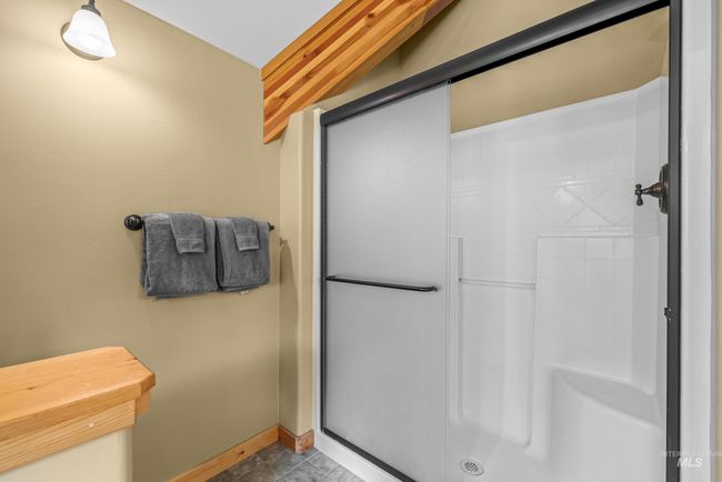 14199 Franklin Rd, House other with 3 bedrooms, 4 bathrooms and 2 parking in McCall ID | Image 23