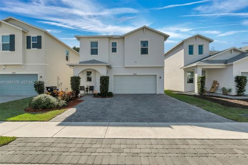 1827 Lake Cove Dr, Lake Worth, FL, 33460 | Card Image