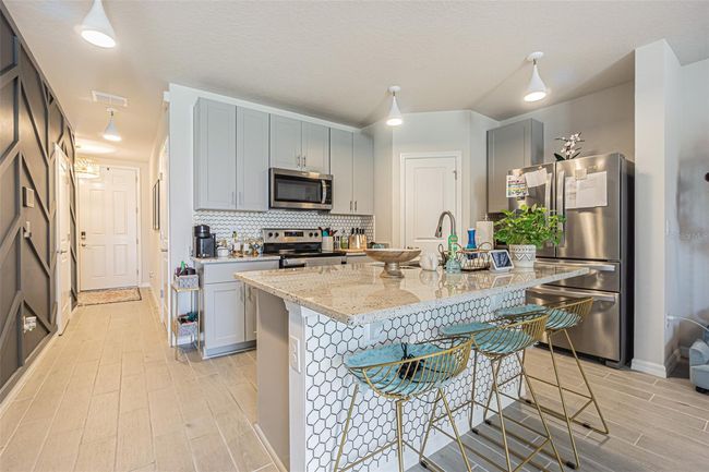 2714 Chestnut Creek Pl, Townhouse with 3 bedrooms, 3 bathrooms and null parking in BRANDON FL | Image 5
