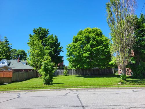 104 Anne St, Cobourg, ON, K9A1G5 | Card Image