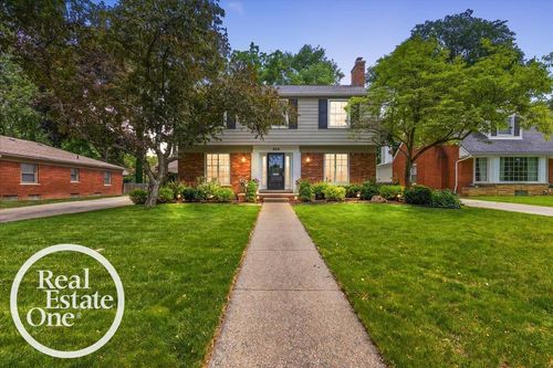 324 Cloverly Rd, Grosse Pointe Farms, MI, 48236-3306 | Card Image