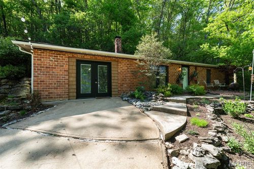 8075 Glenn Dr, Barnhart, MO, 63012-2236 | Card Image