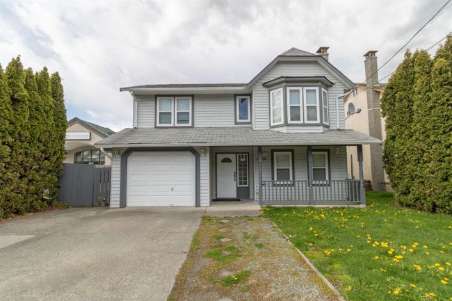 45741 Thomas Road, House other with 5 bedrooms, 2 bathrooms and 1 parking in Chilliwack BC | Image 1