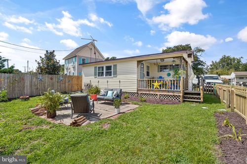 8096 Mire Pond One, CHINCOTEAGUE, VA, 23336-1425 | Card Image