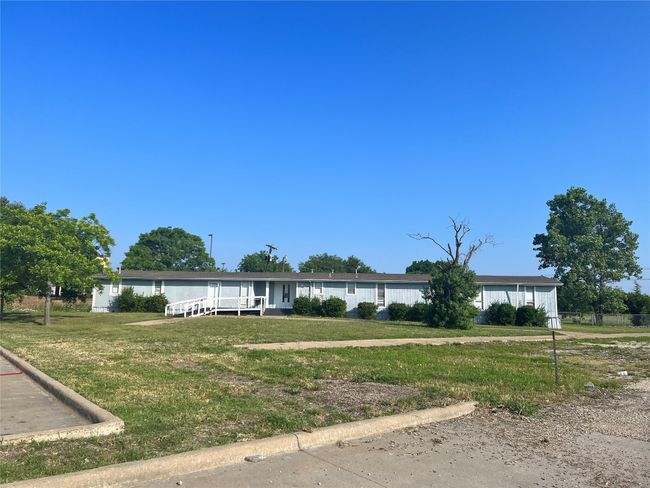 Buildings included on this Land. | Image 11
