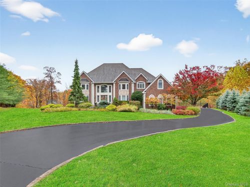 15 Beaver Pond Ct, Stony Point, NY, 10980-3518 | Card Image