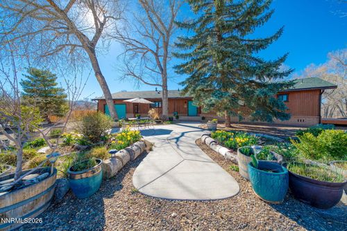 329 River Rd, Dayton, NV, 89403-7701 | Card Image