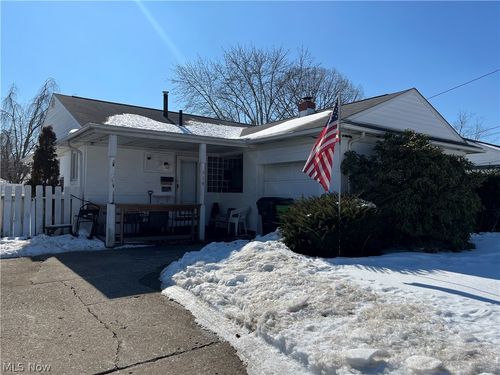 514 6th St Nw, North Canton, OH, 44720-2428 | Card Image