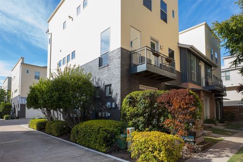 apt-j-1205 Kinney Ave, Austin, TX, 78704-2157 | Card Image