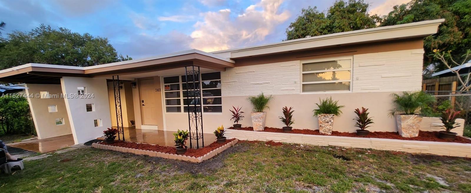57th Ter, Hollywood, FL 33021